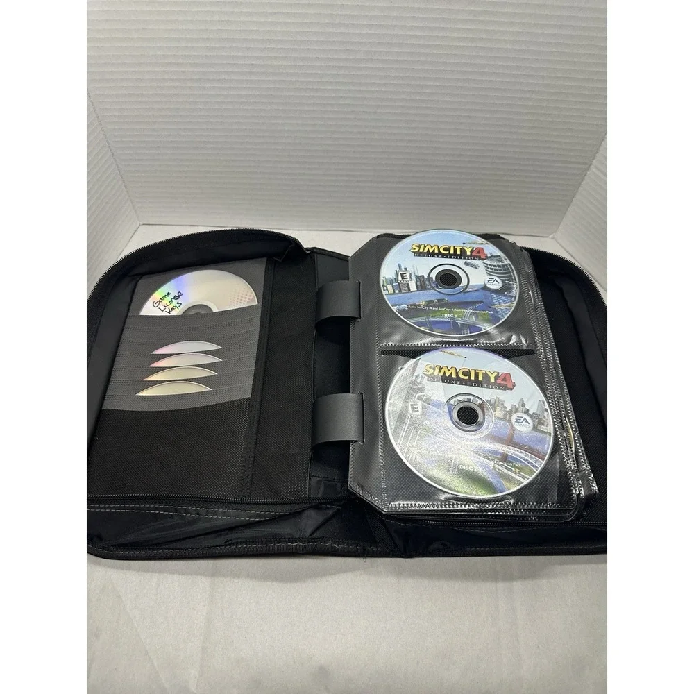 Vintage PC Game Lot – 124 Disc Only Windows CD-ROM Games, Doom, WoW, Diablo, Etc